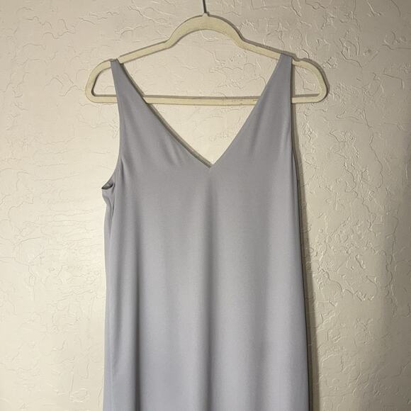 Aritzia Babaton Minimalist V Neck Midi Jeremy Slip dress - Picture 9 of 10